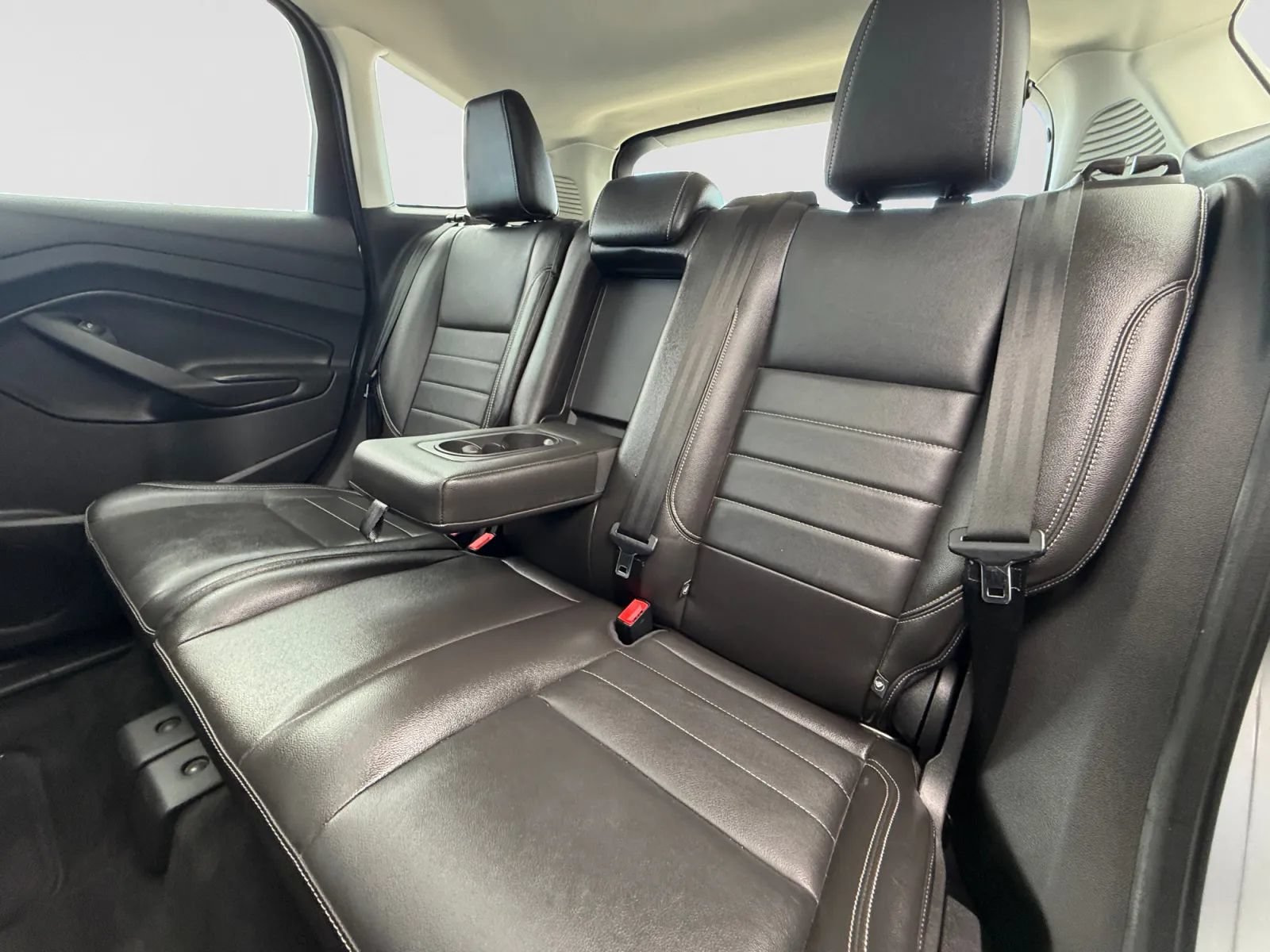 Used 2013 Ford C-MAX SEL FWD image 17