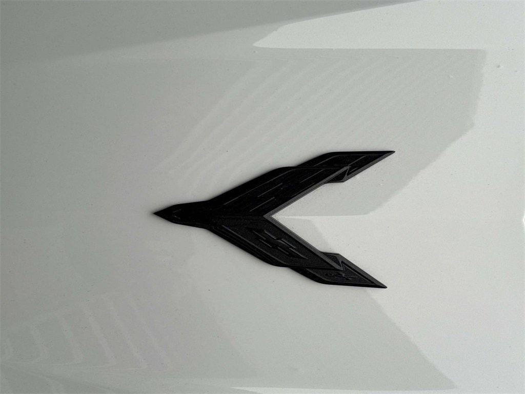 Used 2024 Chevrolet Corvette Stingray w/ Z51 Performance Package image 9