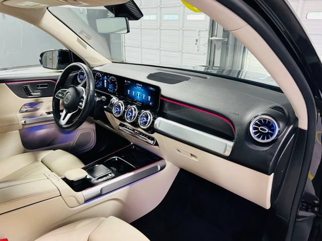 Used 2021 Mercedes-Benz GLB 250 image 36