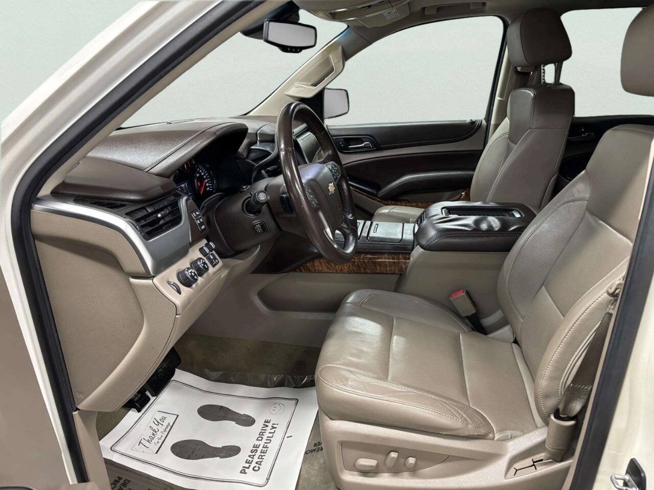 Used 2015 Chevrolet Suburban LTZ AWD/4WD image 16