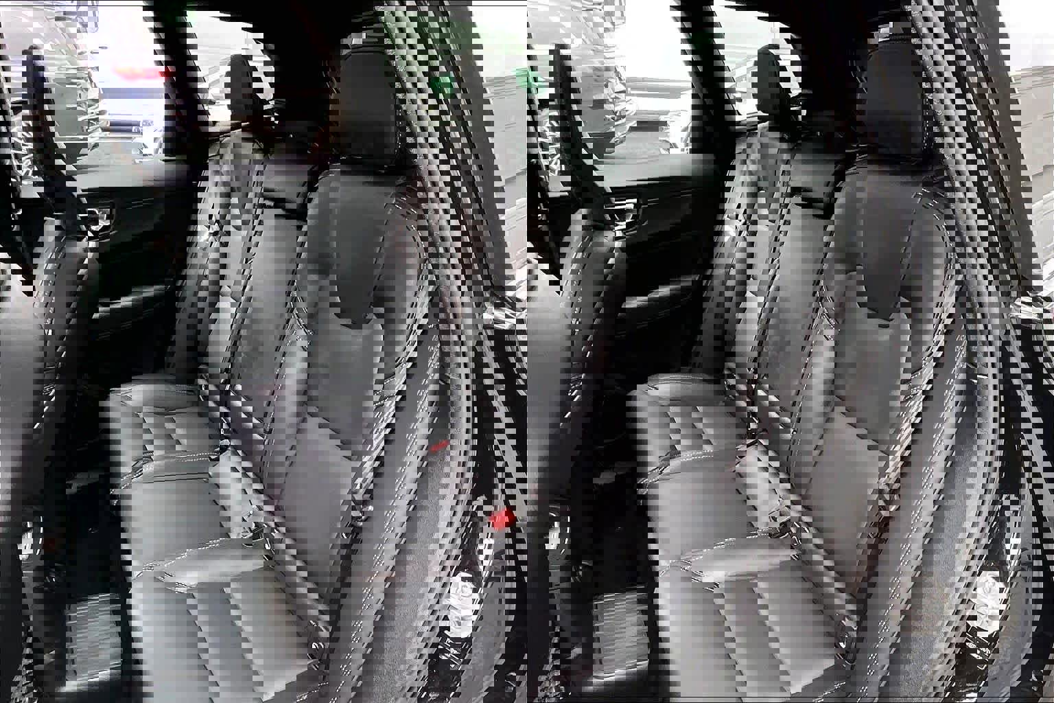 Used 2024 Volvo XC60 T8 Ultimate image 20