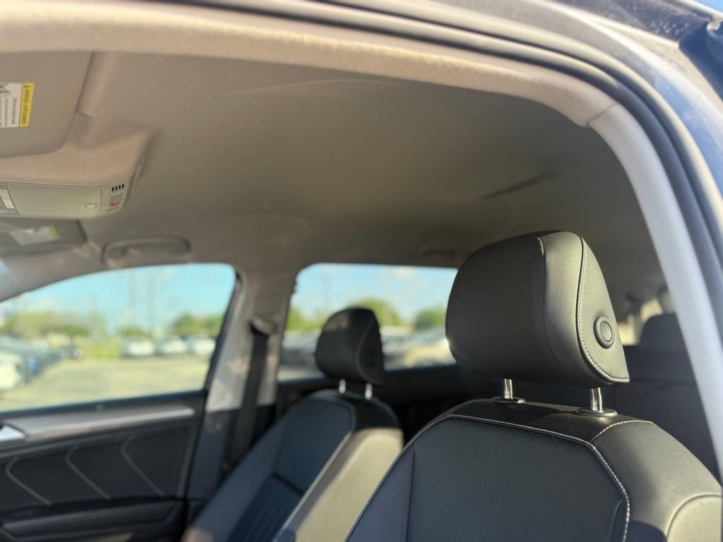 Used 2024 Volkswagen Tiguan SE image 9