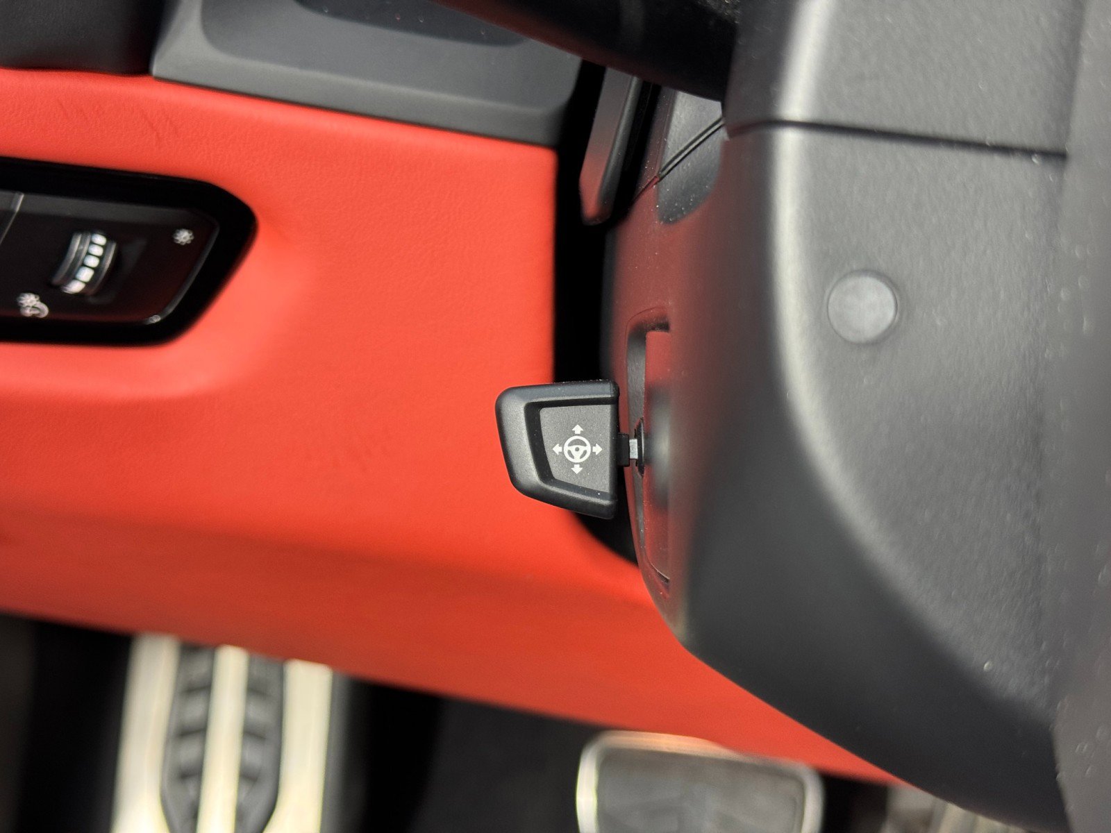 Used 2022 BMW M8 Competition w/ M Driver's Package AWD/4WD image 21