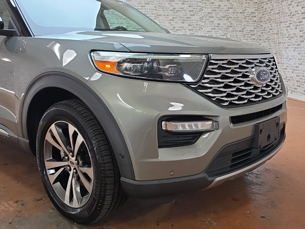 Used 2020 Ford Explorer Platinum w/ Premium Technology Package image 10