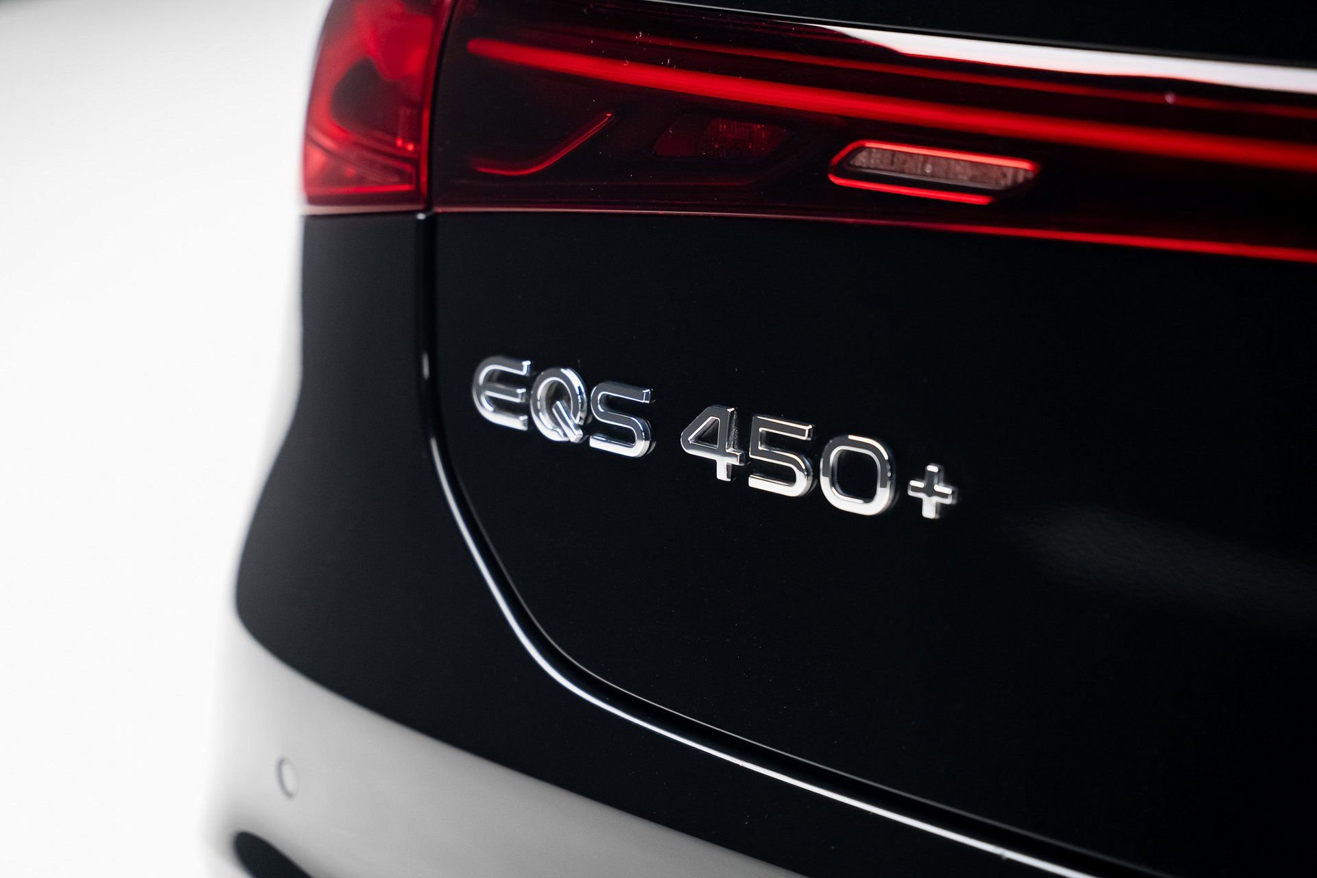 Used 2023 Mercedes-Benz EQS 450+ Sedan w/ AMG Line Exterior Package image 31