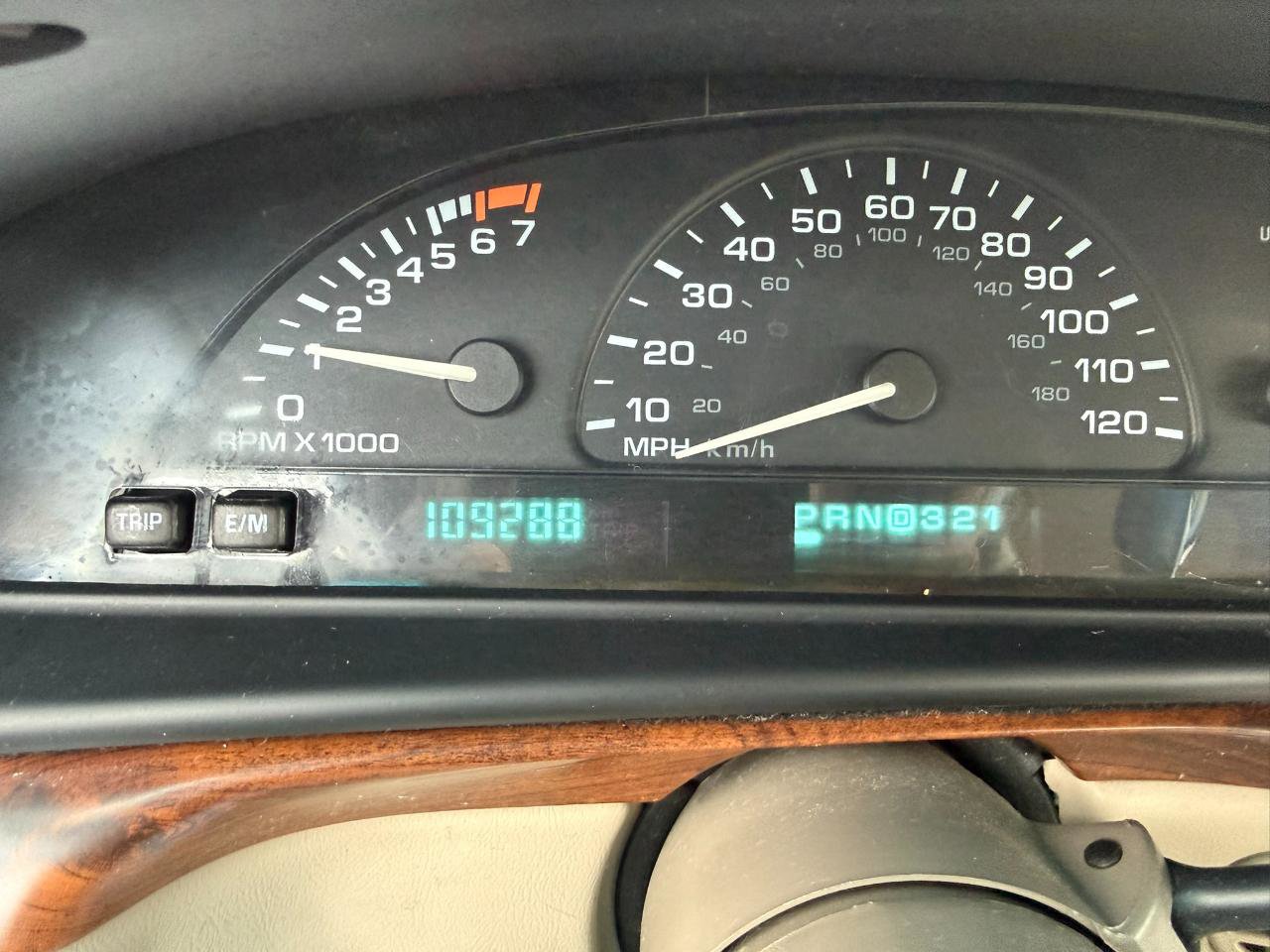 Used 1999 Oldsmobile 88 image 10