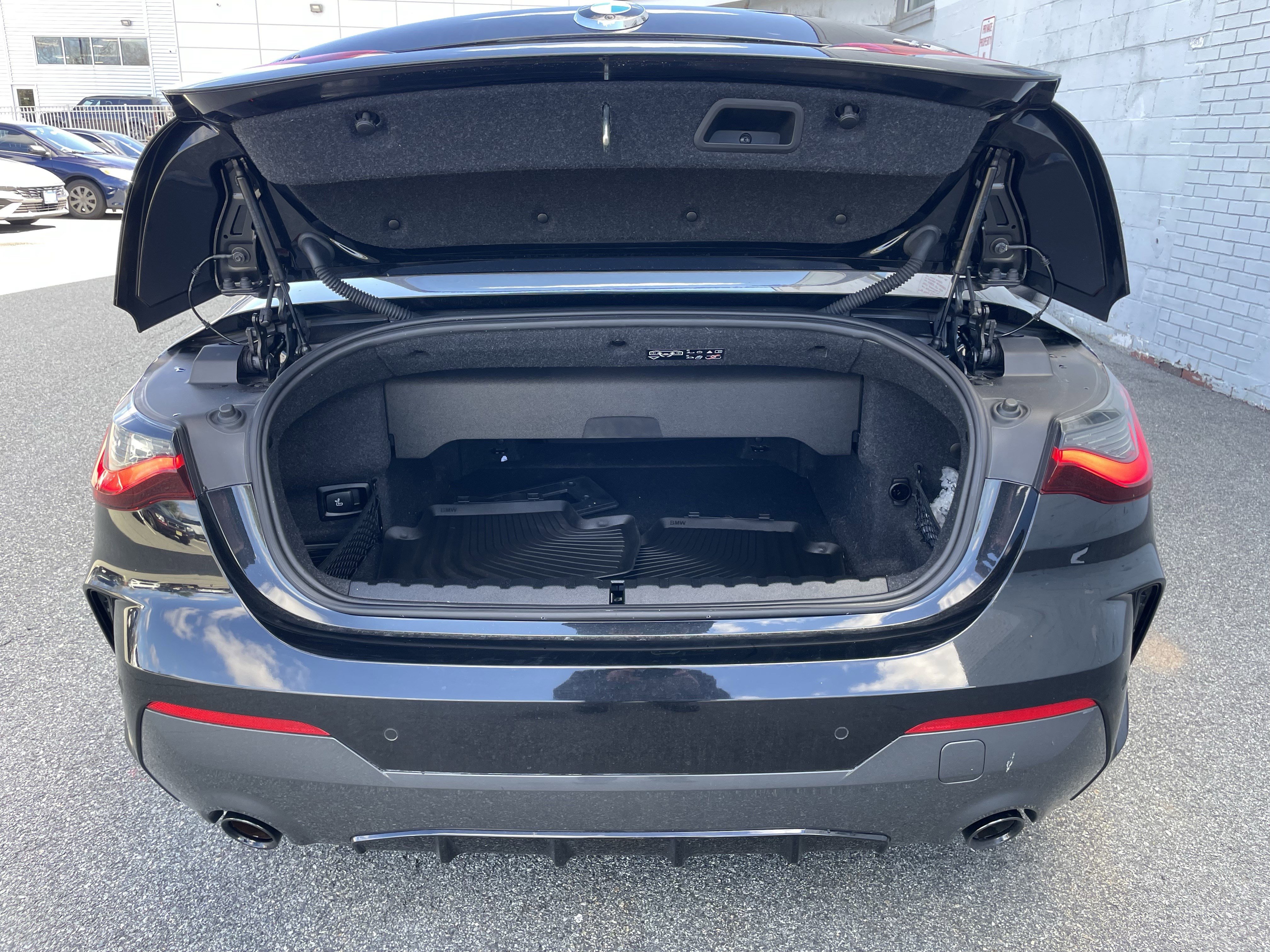 Used 2023 BMW 430i xDrive Convertible w/ M Sport Package image 36