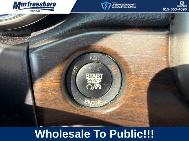 Used 2015 Jeep Grand Cherokee Limited w/ Luxury Group II RWD image 13