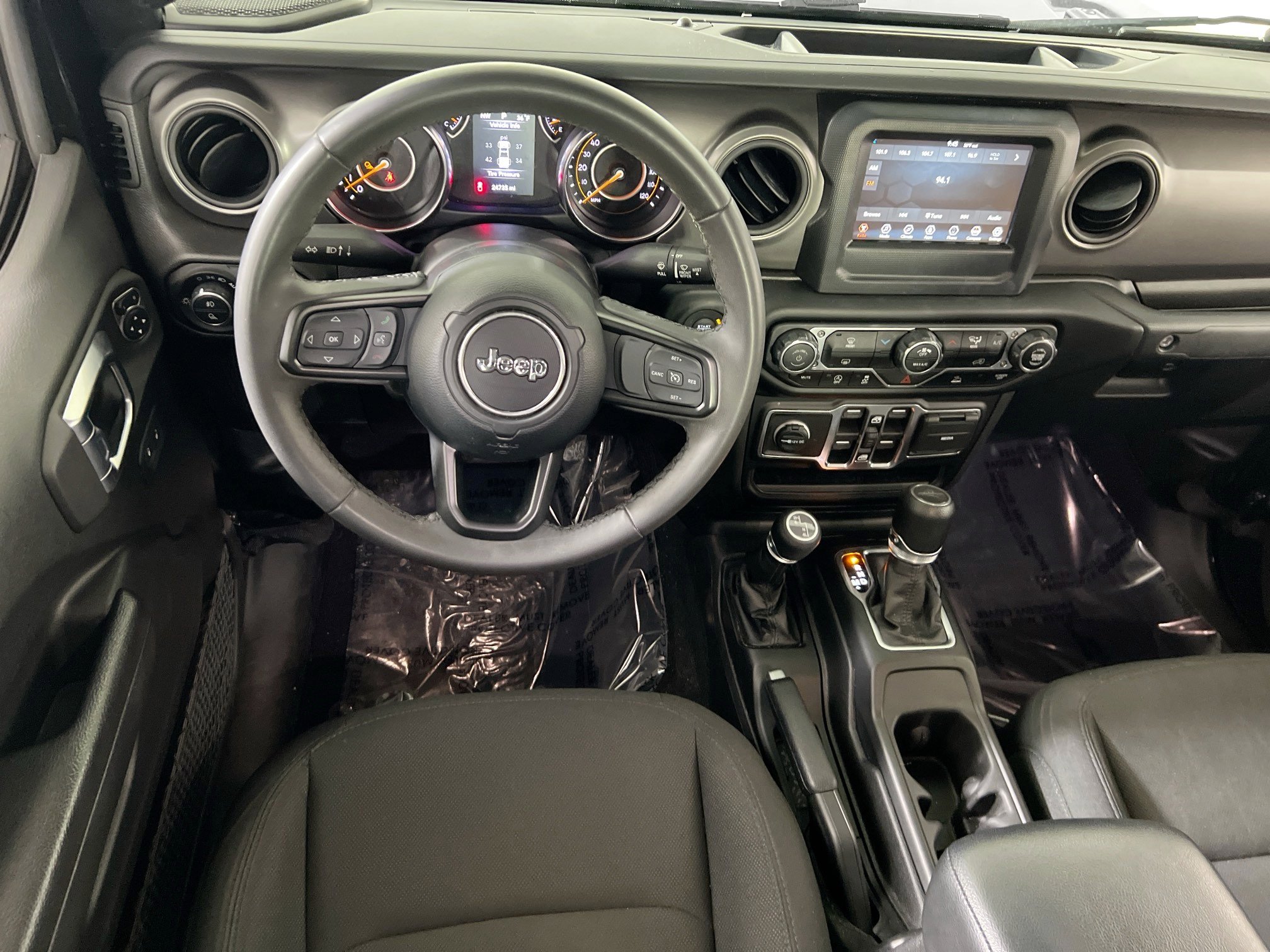 Used 2023 Jeep Gladiator Sport AWD/4WD image 20