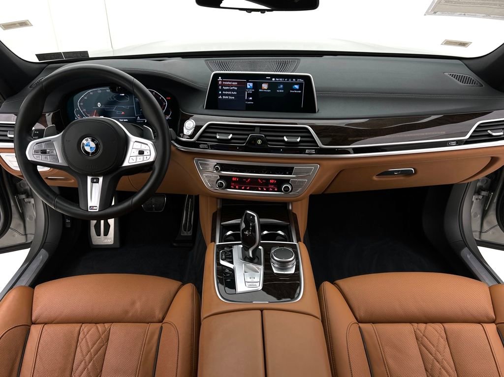 Certified 2022 BMW 740i xDrive w/ M Sport Package image 22