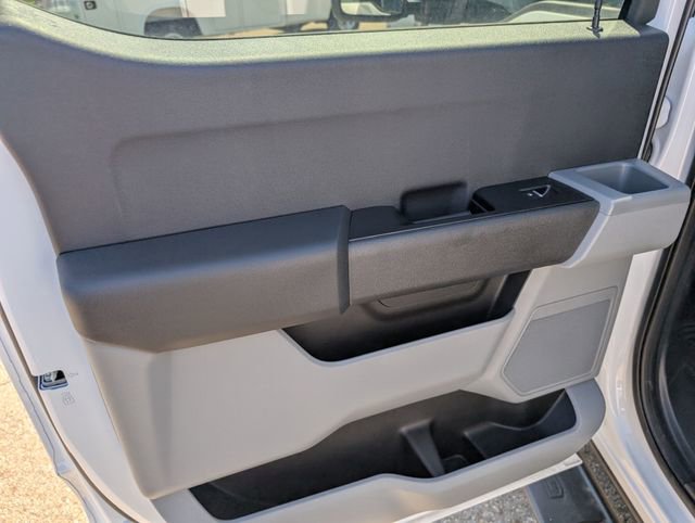New 2026 Ford F550 4x4 Crew Cab image 12