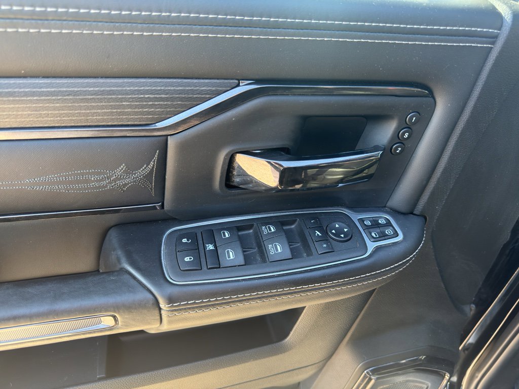 Used 2024 RAM 2500 Limited image 11