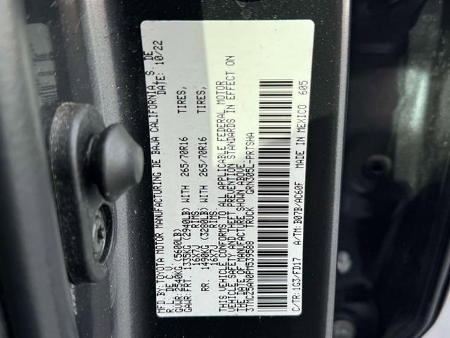 Used 2023 Toyota Tacoma TRD Off-Road image 18