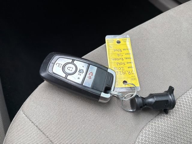 Used 2018 Ford Fusion SE image 31