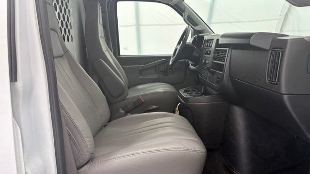 New 2026 Chevrolet Express 2500 w/ Driver Convenience Package RWD image 19