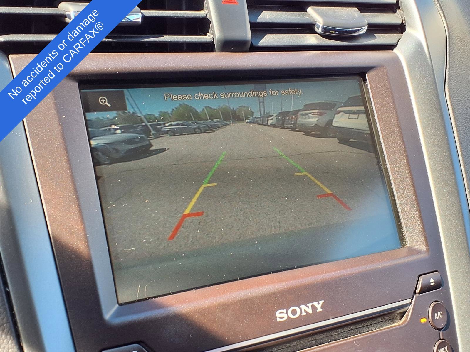 Used 2016 Ford Fusion Titanium FWD image 22