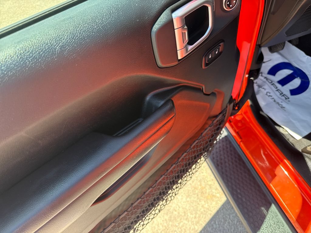 Used 2018 Jeep Wrangler Unlimited Sport S AWD/4WD image 11