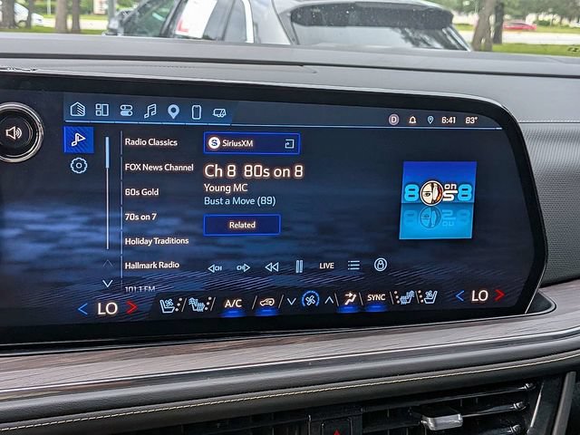 Used 2025 Chevrolet Tahoe Premier AWD/4WD image 19