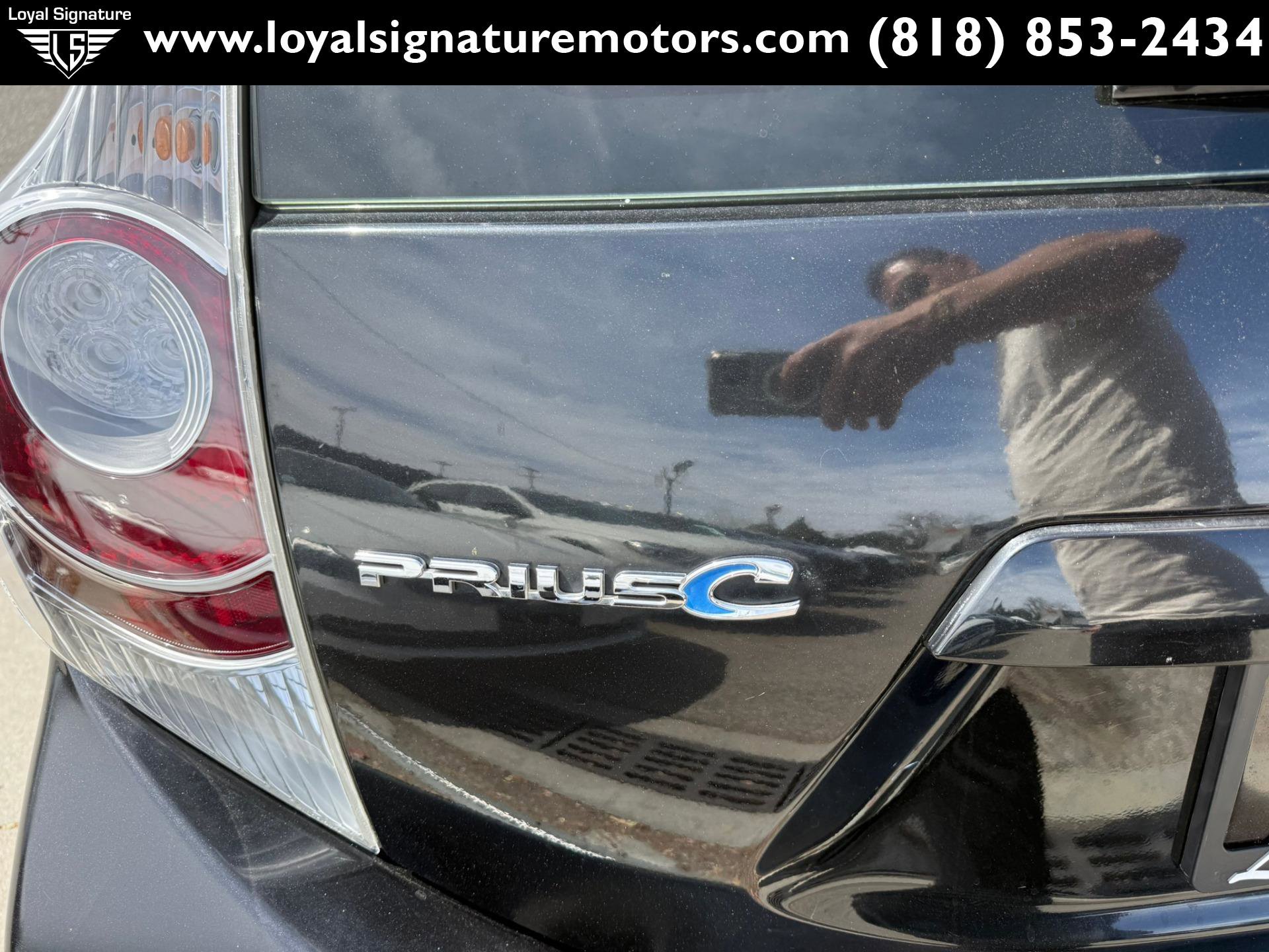 Used 2012 Toyota Prius C Two image 8