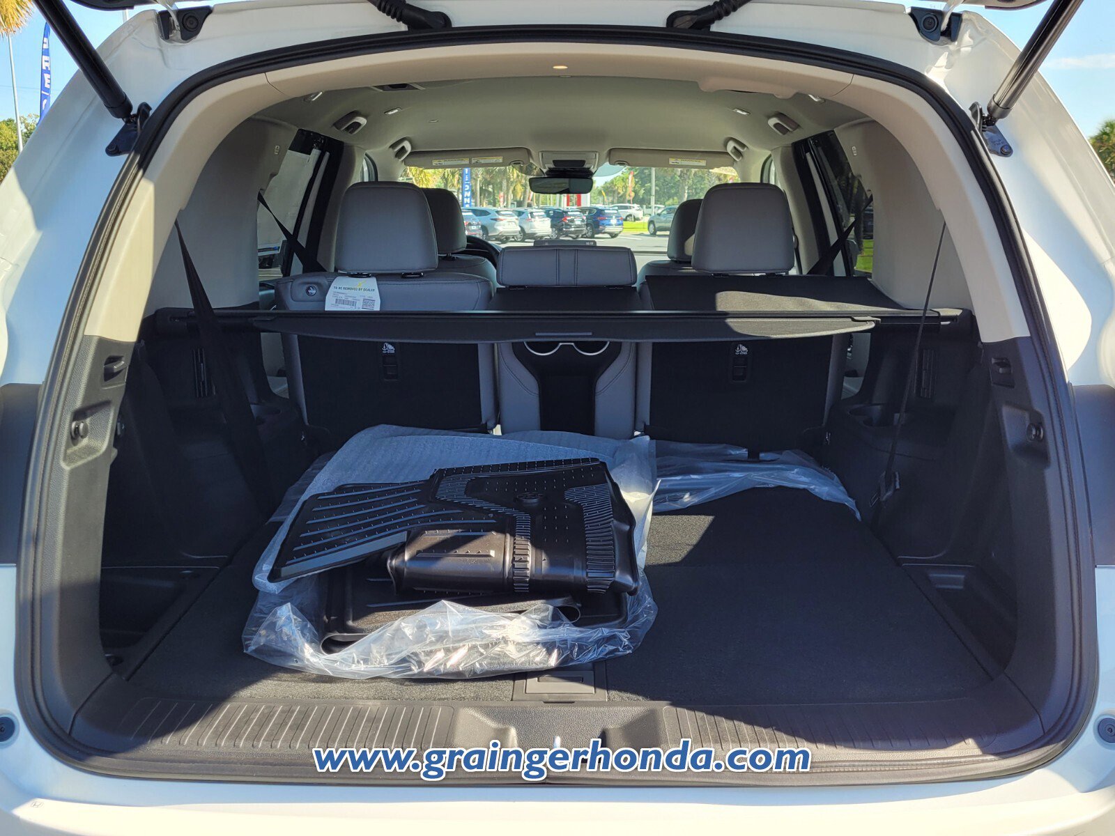 New 2025 Honda Pilot EX-L image 12