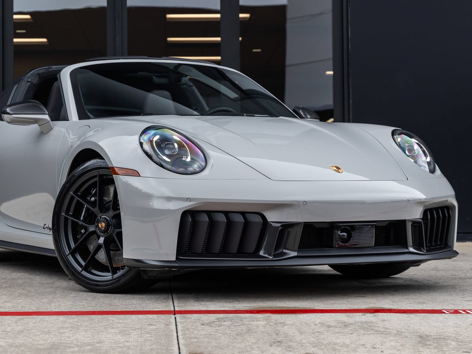 Used 2026 Porsche 911 Targa 4 GTS AWD/4WD image 9