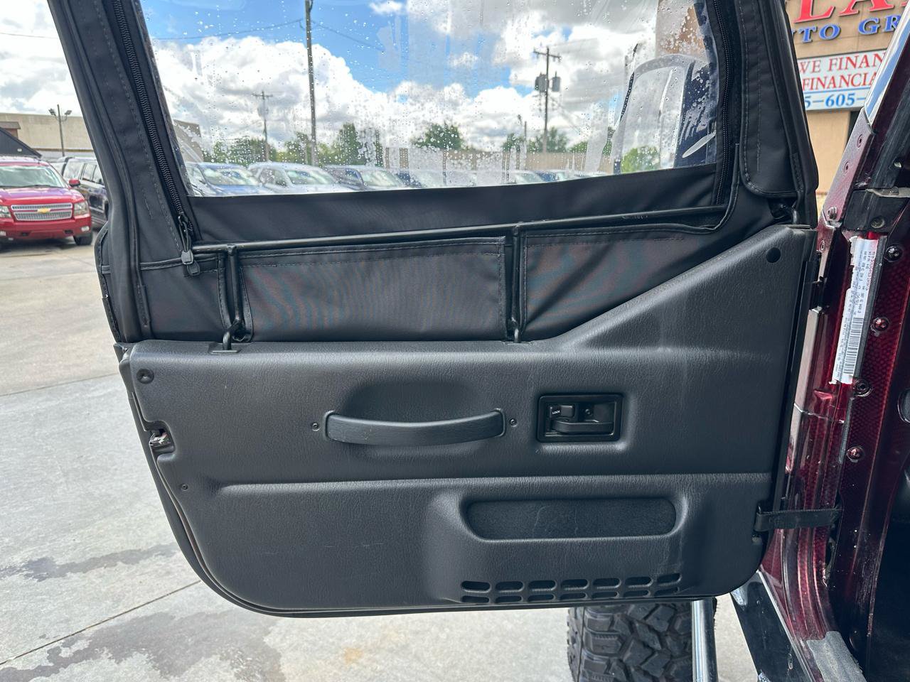 Used 2003 Jeep Wrangler Rubicon AWD/4WD image 42