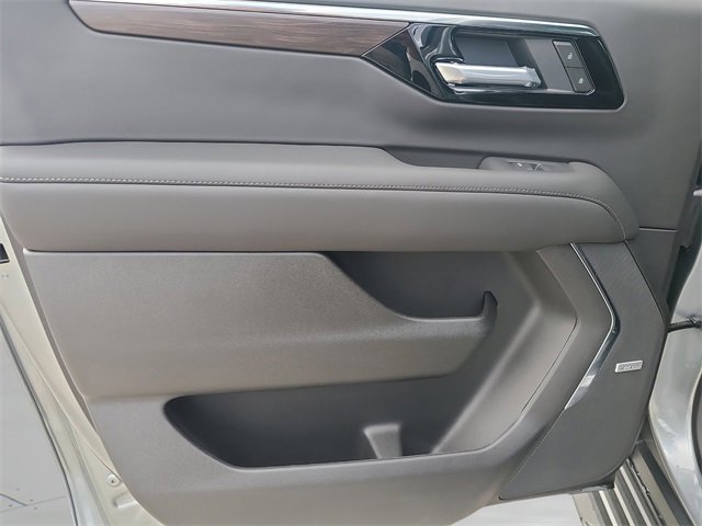 New 2026 Chevrolet Suburban LT w/ Comfort Package image 19