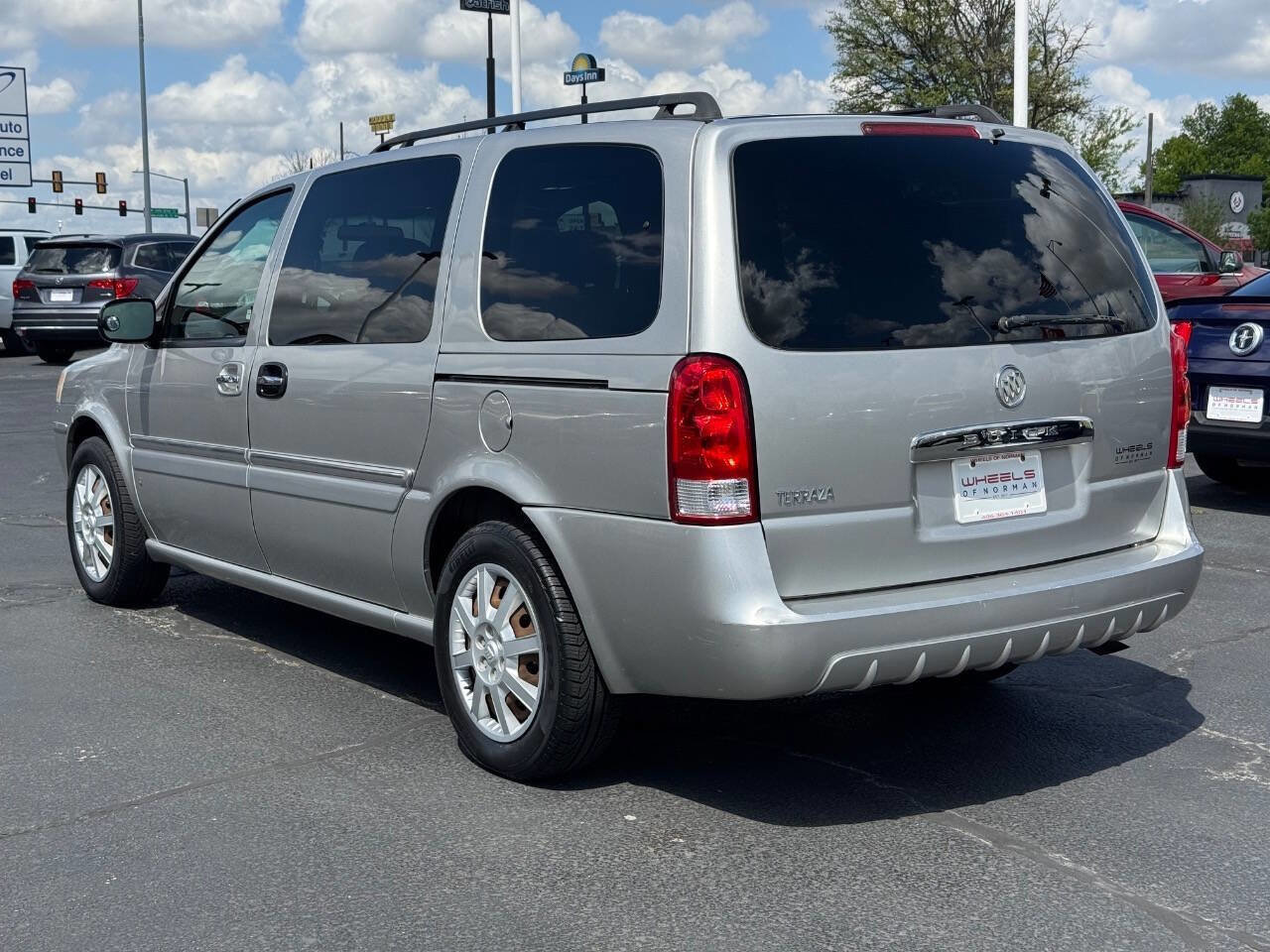 Used 2007 Buick Terraza CX Plus FWD image 7