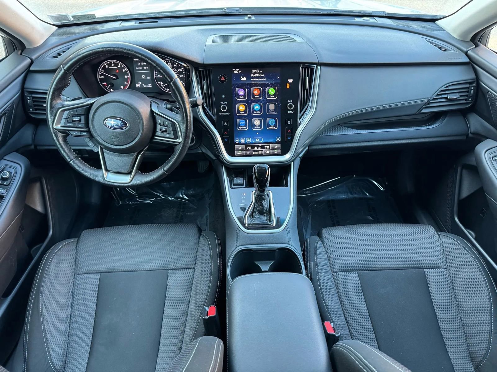 Used 2021 Subaru Outback Premium image 3