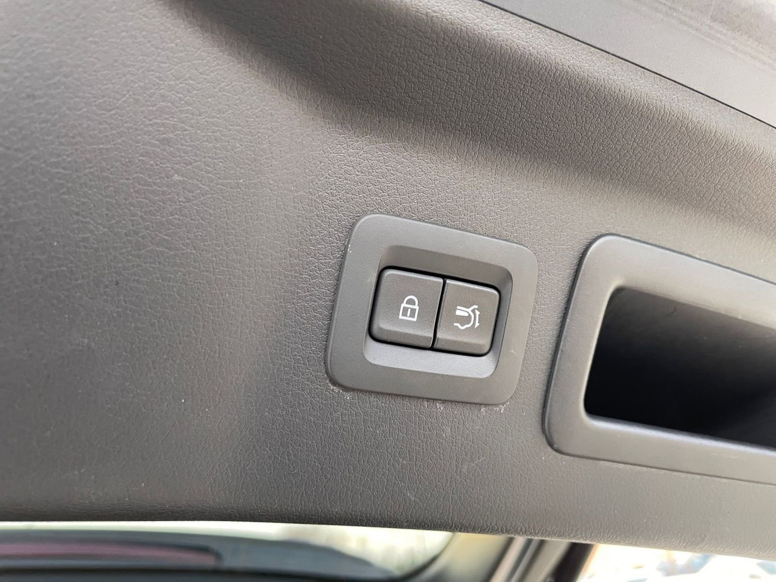 Used 2025 MAZDA CX-70 3.3 Turbo w/ Preferred Package image 22