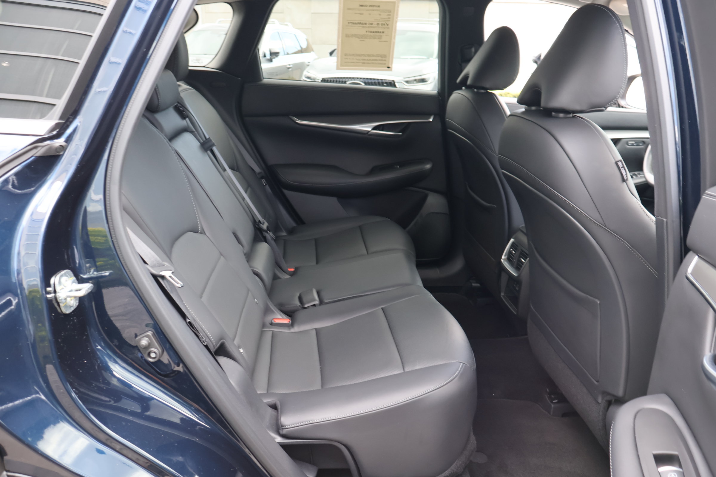 Certified 2024 INFINITI QX50 Luxe FWD image 22