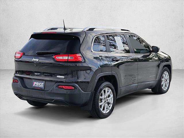 Used 2016 Jeep Cherokee Latitude w/ Safety/Convenience Group image 5