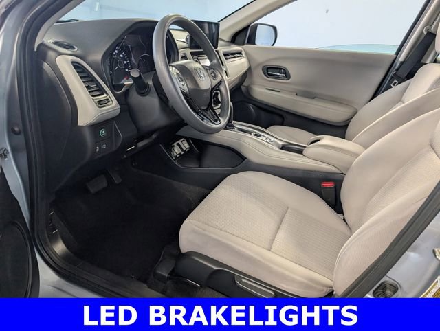 Used 2017 Honda HR-V LX image 6