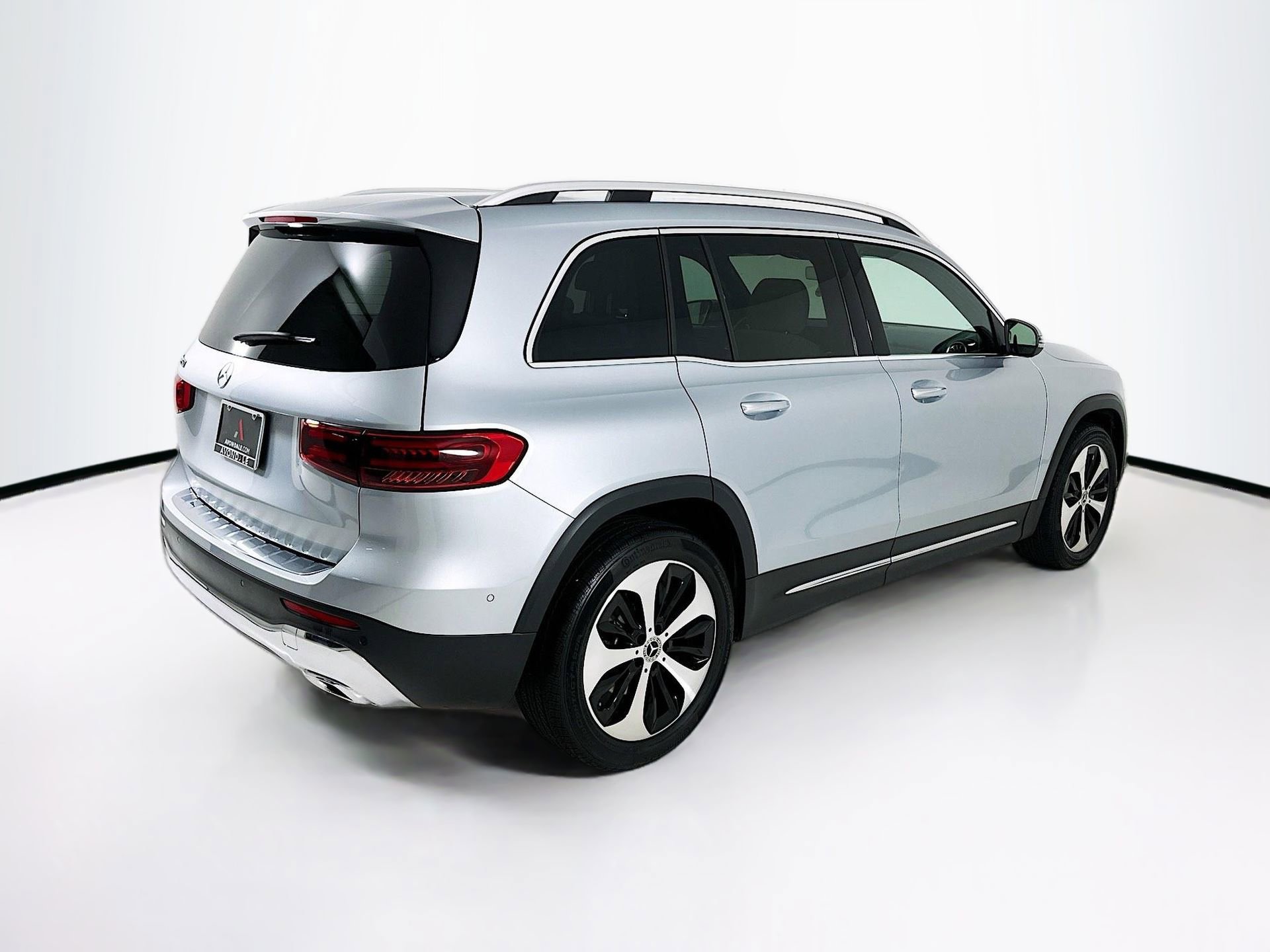Used 2024 Mercedes-Benz GLB 250 image 8