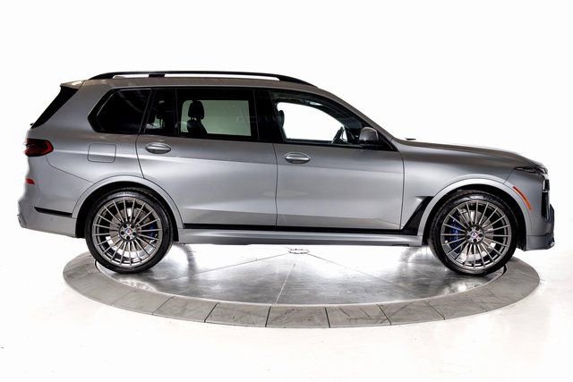 Used 2025 BMW ALPINA XB7 image 8