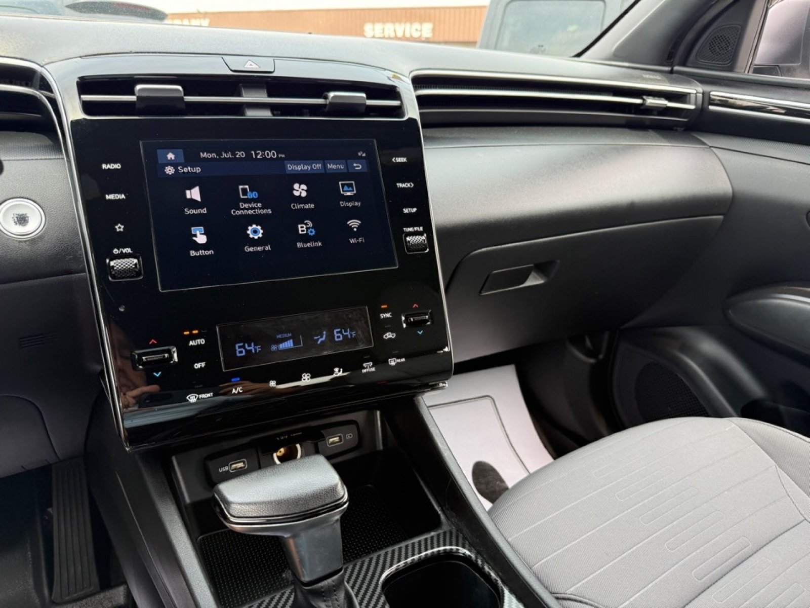 Used 2024 Hyundai Santa Cruz SEL AWD/4WD image 11