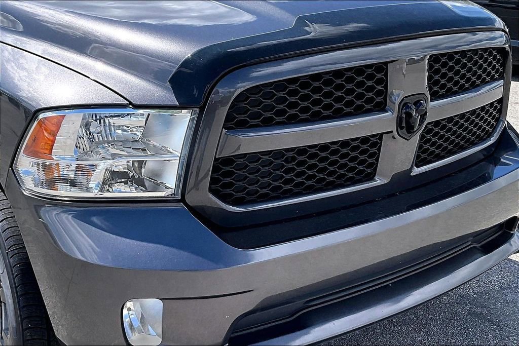 Used 2015 RAM 1500 Express AWD/4WD image 30