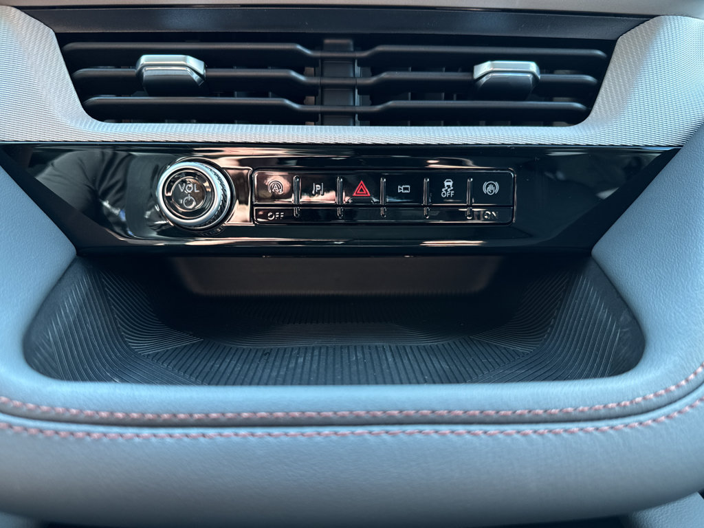 New 2026 Ford Explorer Active AWD/4WD image 21