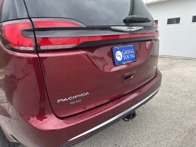 Used 2022 Chrysler Pacifica Pinnacle AWD/4WD image 14