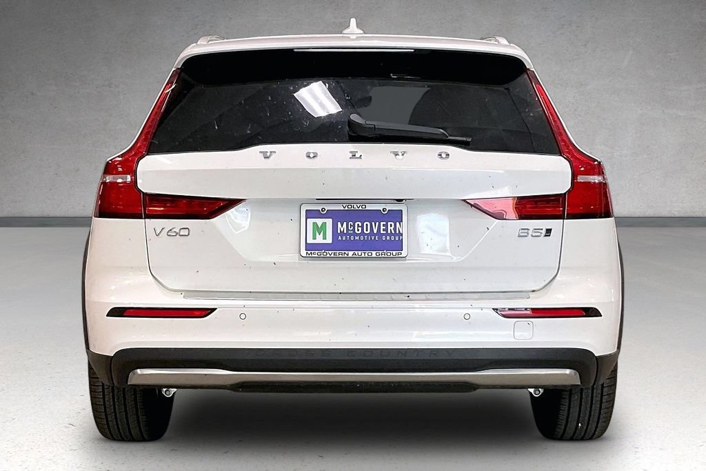 New 2026 Volvo V60 B5 Cross Country Plus w/ Protection Package Premier AWD/4WD image 4