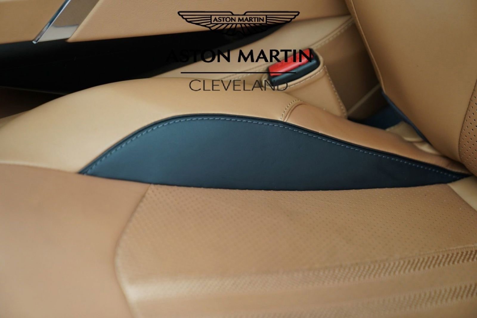 Used 2025 Aston Martin DBX 707 AWD/4WD image 37