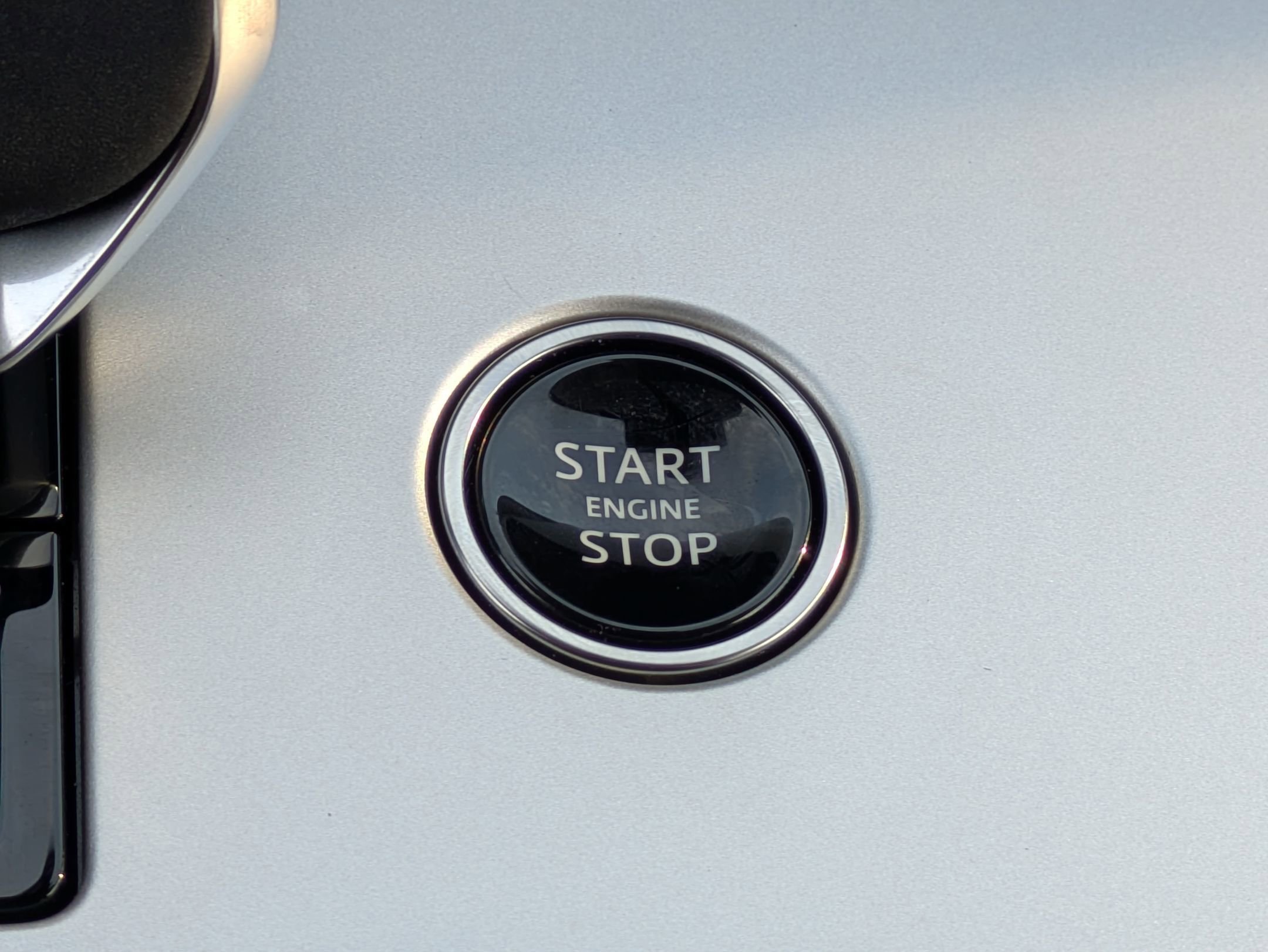 Used 2025 Land Rover Range Rover Long Wheelbase Autobiography image 17