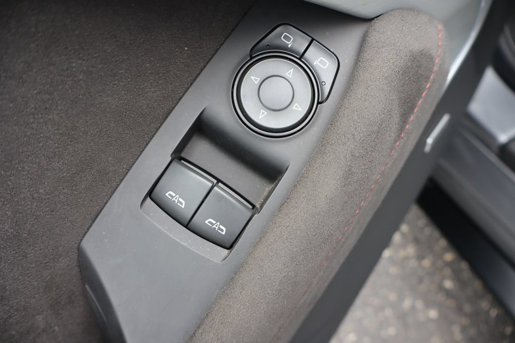 Used 2022 Chevrolet Camaro ZL1 RWD image 23