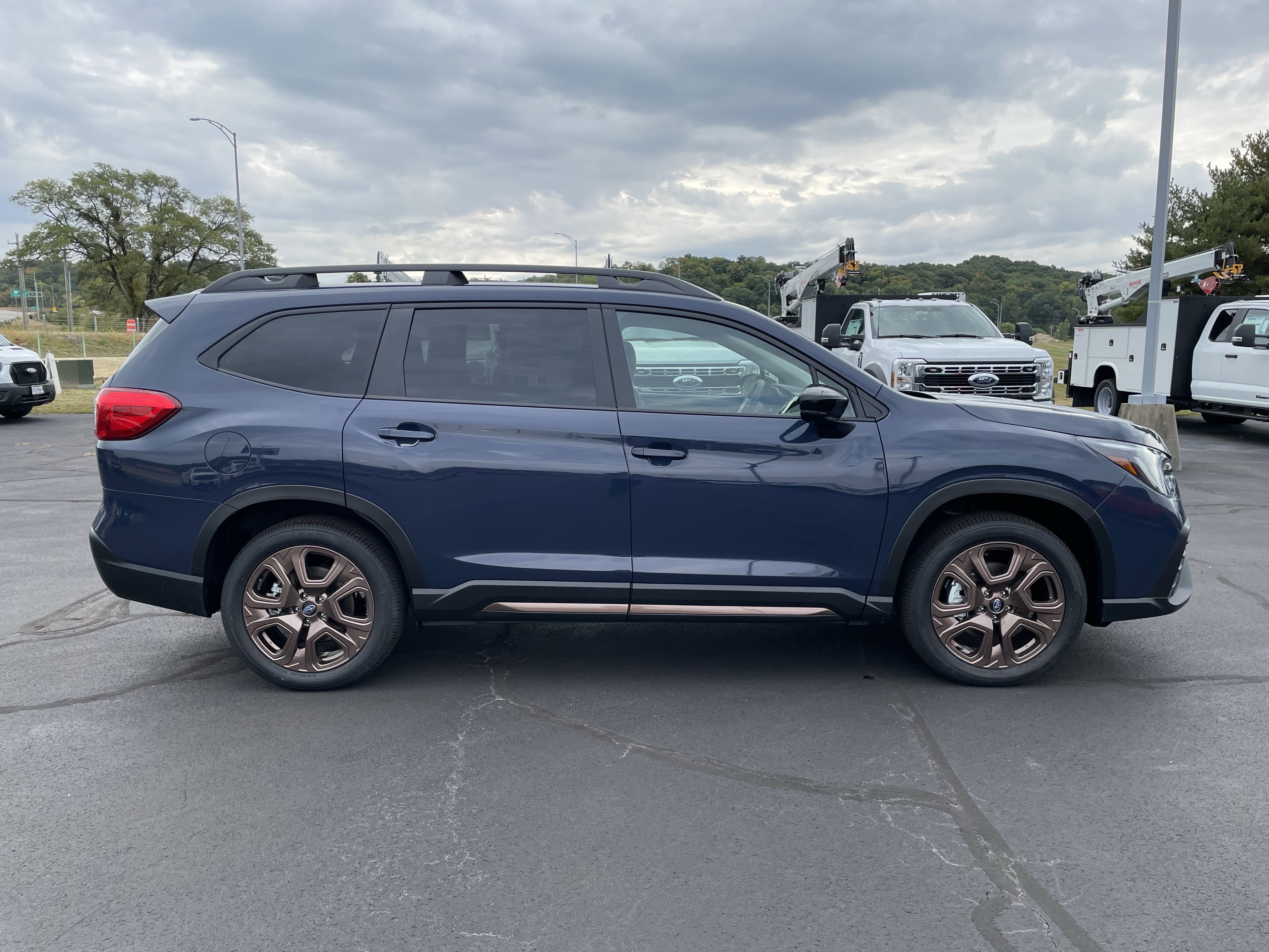 New 2025 Subaru Ascent Bronze Edition image 9