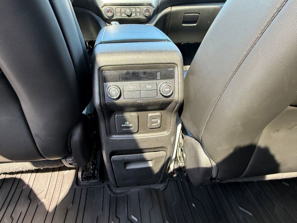 Certified 2019 GMC Acadia SLT w/ Black Edition AWD/4WD image 29