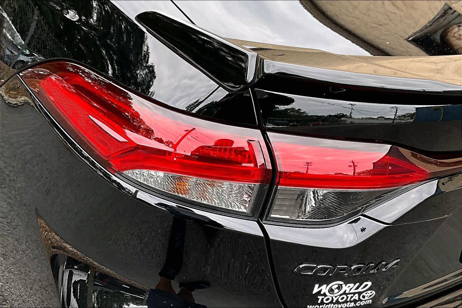 Used 2025 Toyota Corolla FX w/ Convenience Package FWD image 27