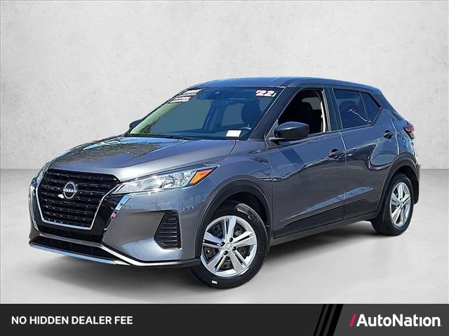 Used 2022 Nissan Kicks S FWD image 1