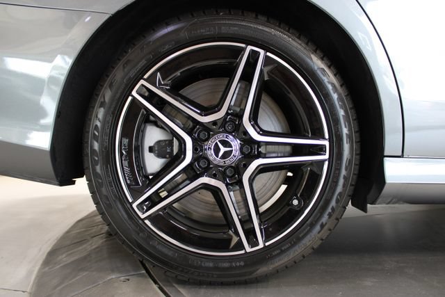 Used 2023 Mercedes-Benz E 450 4MATIC Sedan w/ Premium Package image 32