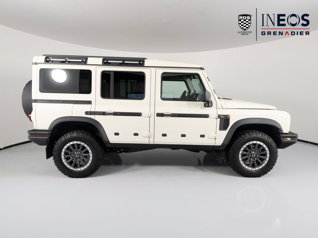 Used 2025 INEOS Grenadier Fieldmaster Edition AWD/4WD image 9