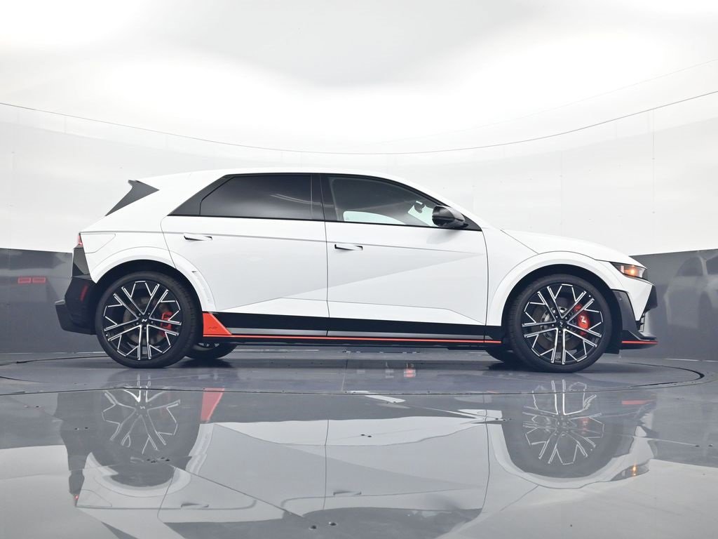 New 2025 Hyundai Ioniq 5 N image 24